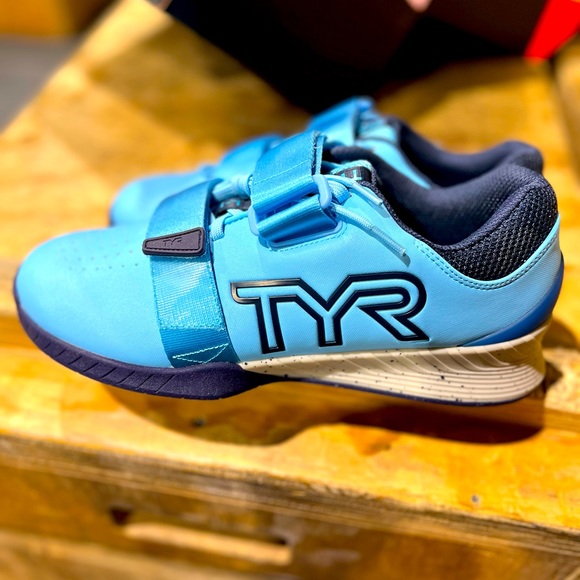 TYR Shoes Tyr Light Blue Mens 85 Weightlifting Shoes Poshmark
